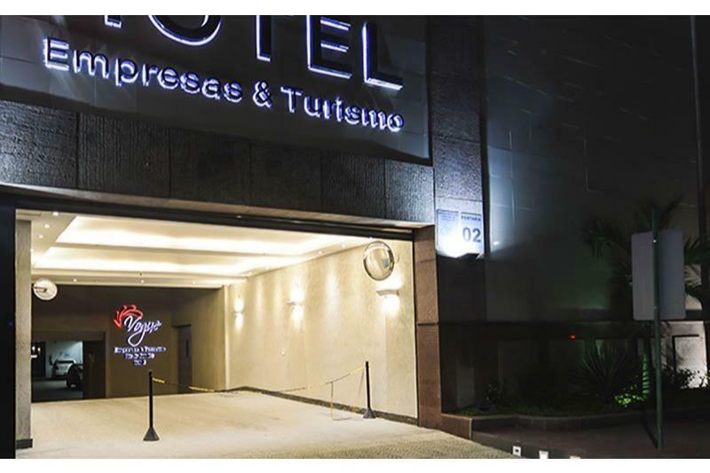 Vox Hotel Сан-Жуан-ди-Мерити Экстерьер фото