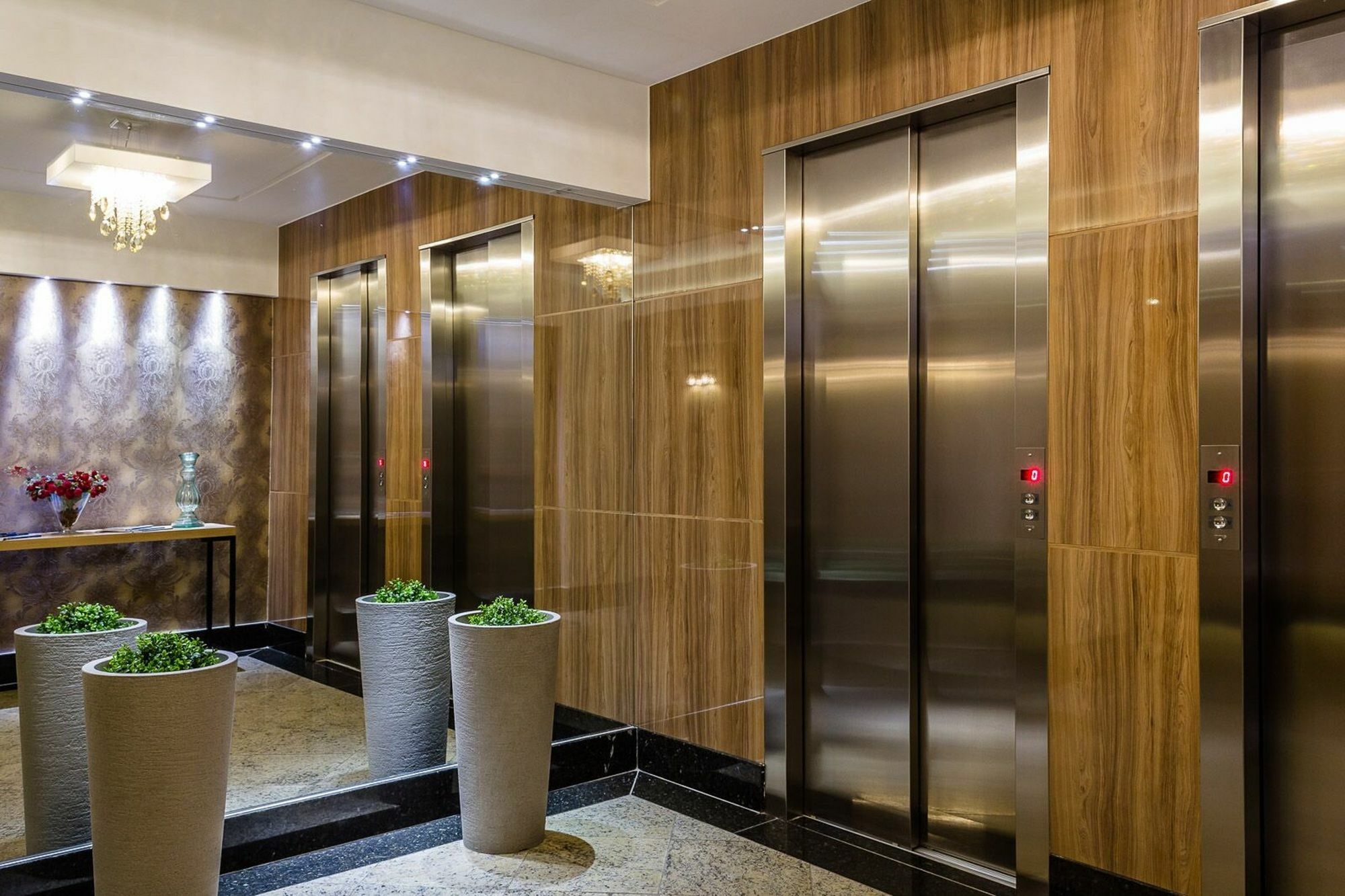 Vox Hotel Сан-Жуан-ди-Мерити Экстерьер фото