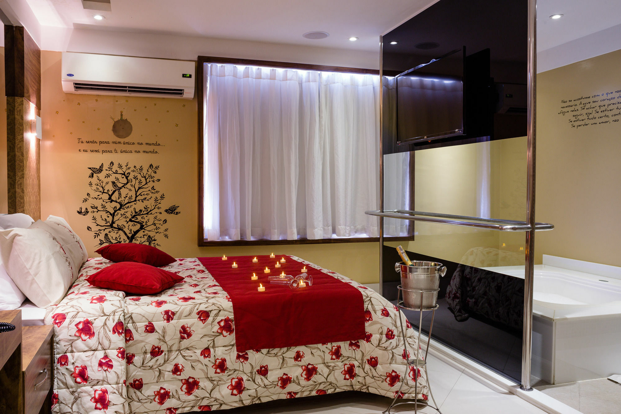 Vox Hotel Сан-Жуан-ди-Мерити Экстерьер фото